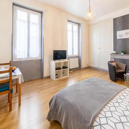 Appartamento Quartier Calme Coeur De *